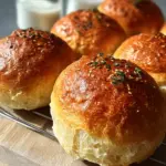 Low Carb Brötchen mit Hüttenkäse