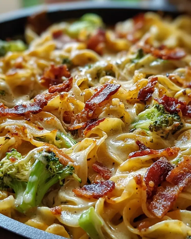 Cremige Pastapfanne mit Brokkoli und turkey bacon wie im Traum