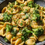 Cremige Erdnuss Brokkoli Orecchiette Pasta